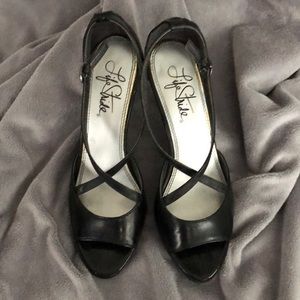 Lifestride Black Strappy Heels Size 7.5